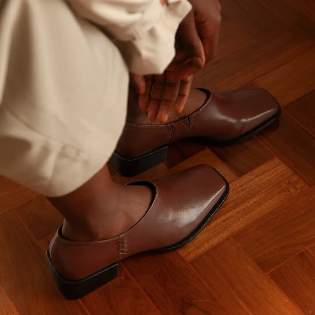 Loafer Lou Nutella