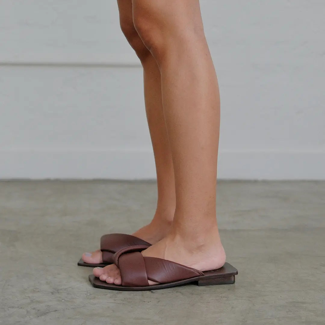 Rasteira Yoko Nutella