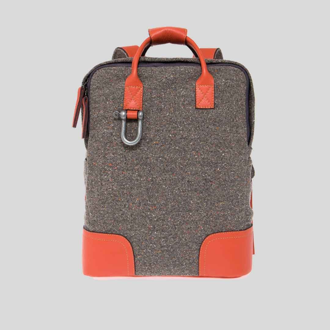 01_mochila-de-couro-atelier-soave-felt-laranja