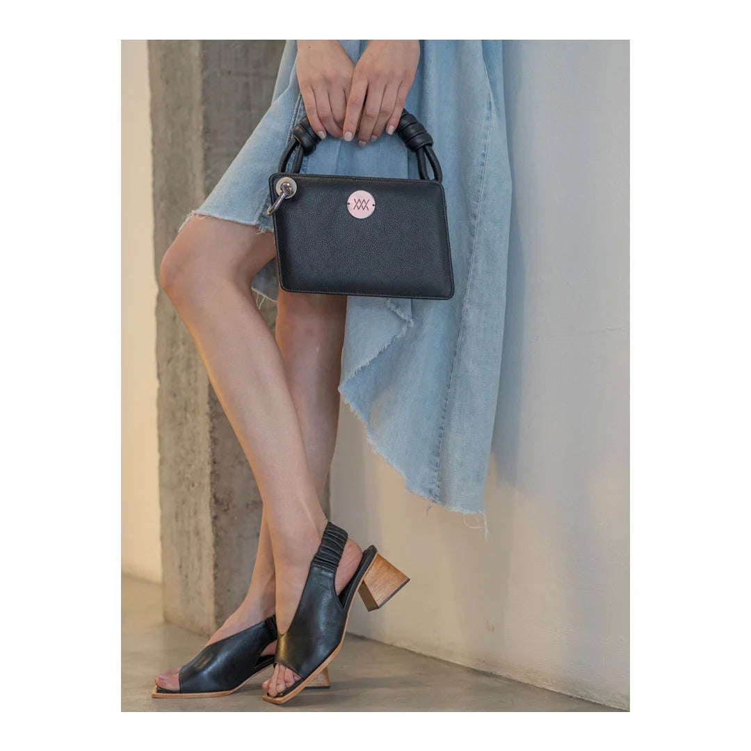 Sandália Justine & Bolsa Assimétrica Allblack