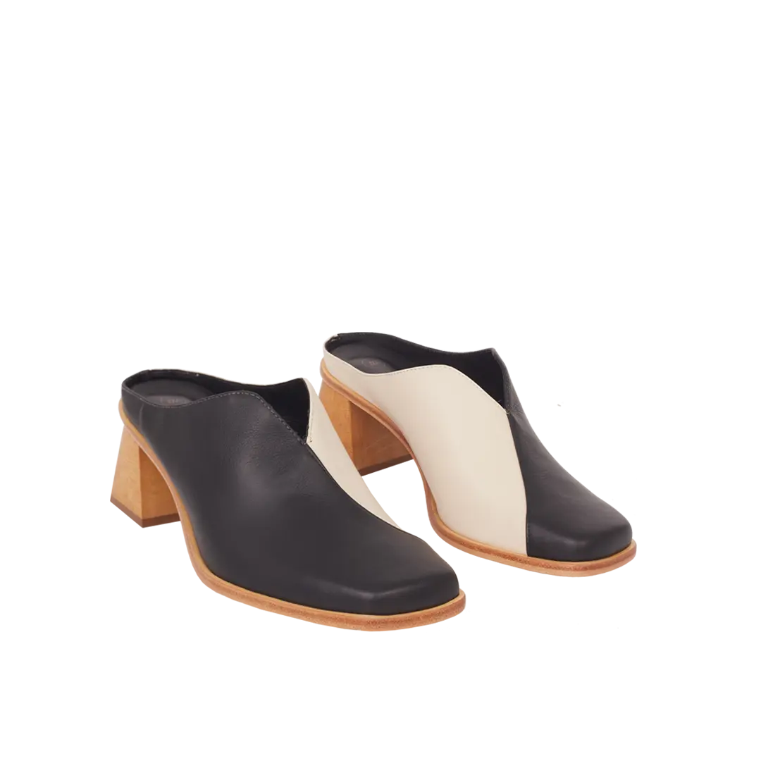 Mule MIra Black White