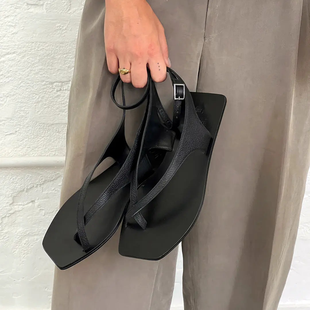 Sandália Nara Allblack