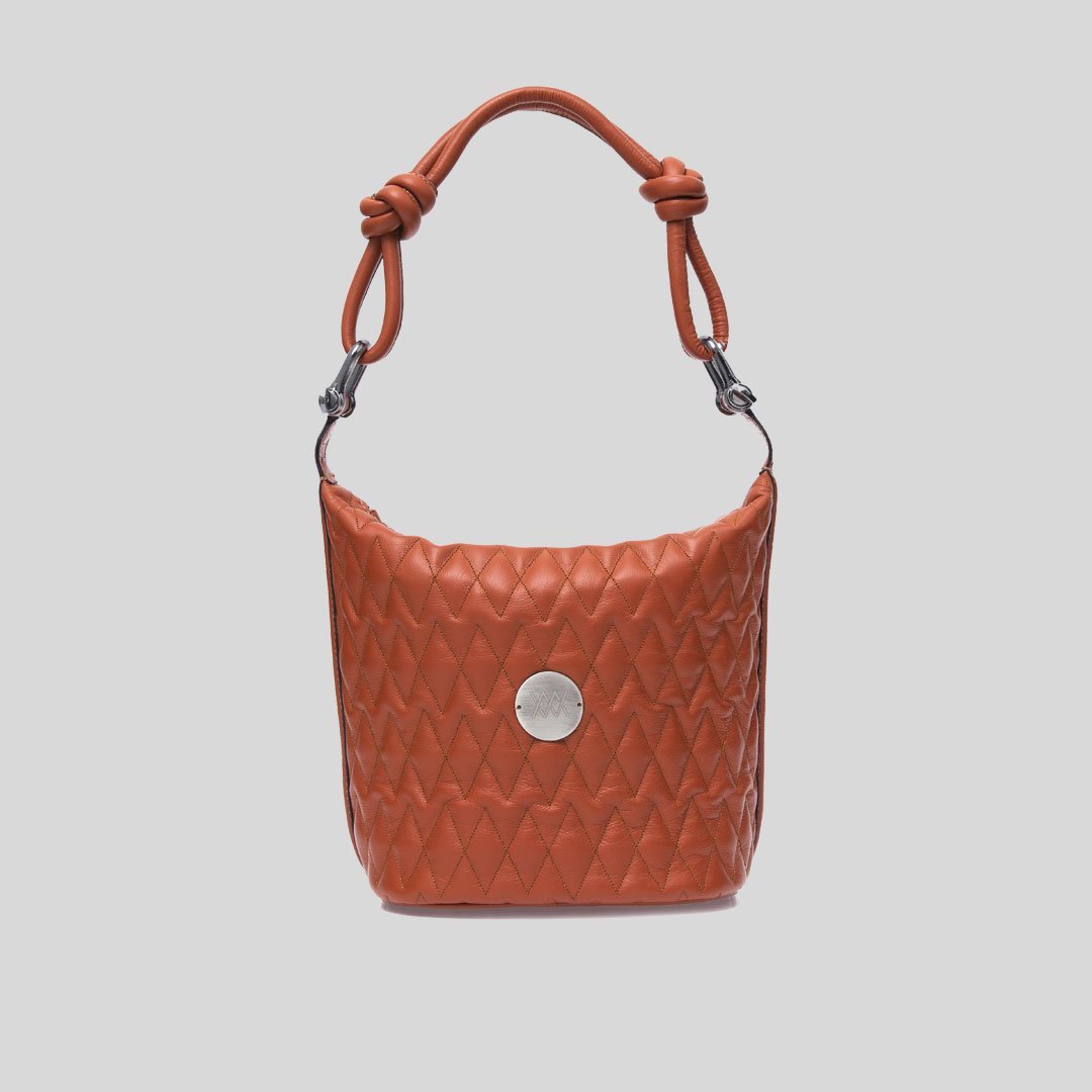 Bolsa Bucket Matelassê Canela - Atelier Soave